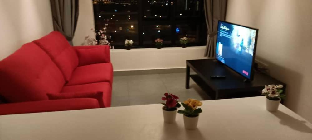 Cozy Studio Unit,Cyberjaya,Wifi, Netflix,Free Parking Exterior photo