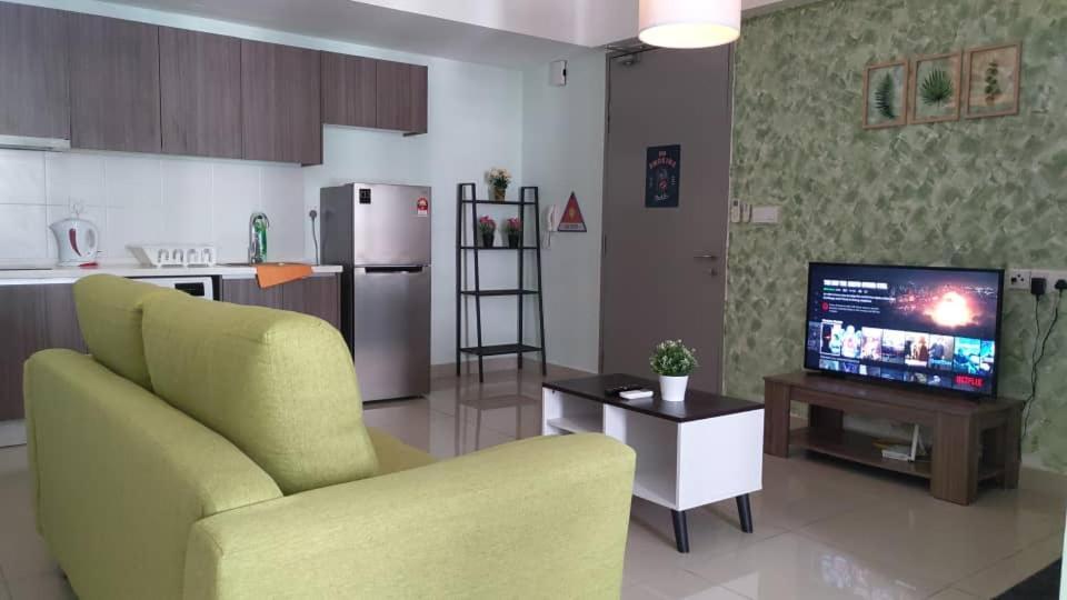 Cozy Studio Unit,Cyberjaya,Wifi, Netflix,Free Parking Exterior photo