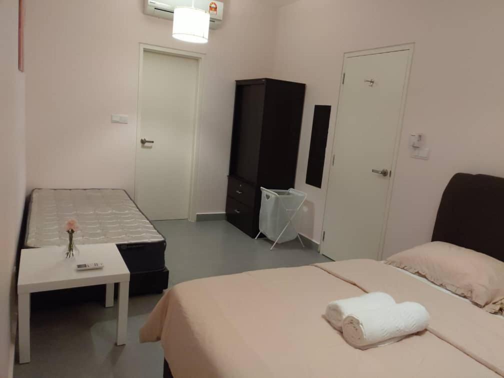 Cozy Studio Unit,Cyberjaya,Wifi, Netflix,Free Parking Exterior photo
