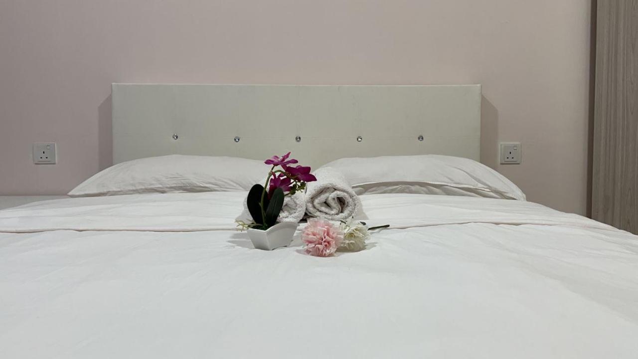 Cozy Studio Unit,Cyberjaya,Wifi, Netflix,Free Parking Exterior photo