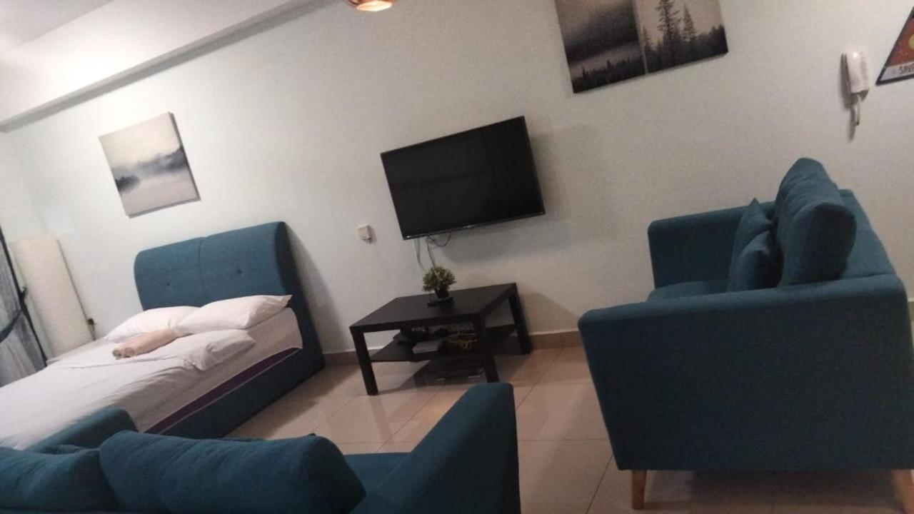 Cozy Studio Unit,Cyberjaya,Wifi, Netflix,Free Parking Exterior photo